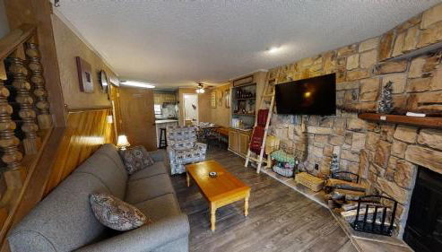 Rose Rock Mountain View - Pet Friendly - Fireplace - WiFi - Hot Tub - Washer - Dryer - Foto 3