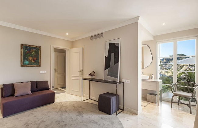 Sea-view Villa Near Port - Foto 9