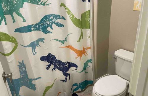 Family friendly 4-bdrm 3.5 bath w guest suite - Foto 25