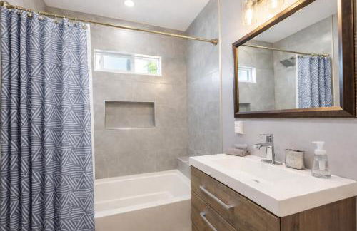 Modern LA Home Near Museums, Dining & Downtown - Foto 10