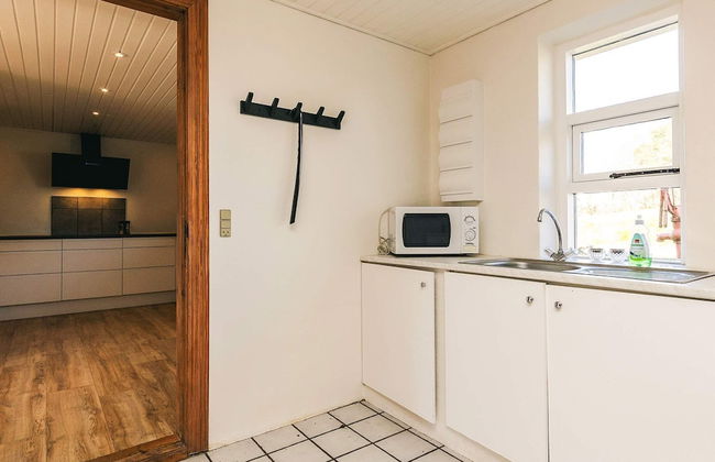 4 Person Holiday Home in Ostervra - Foto 18