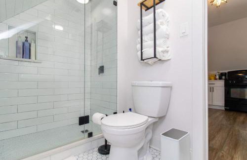 Chi-Town Hideout #2 - Near Metra - Foto 11