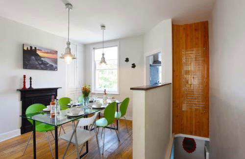 The Ultimate Group Complex, Hens & Celebrations at The Old Fire Station Canterbury, 3 Homes - Foto 68