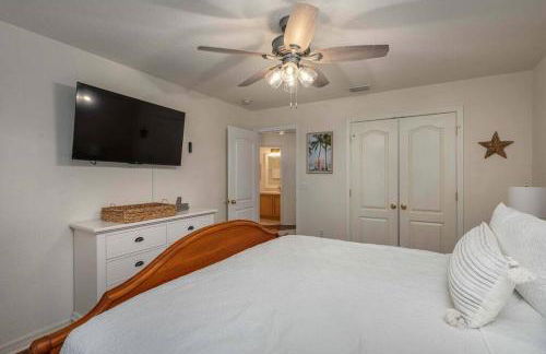 Fireside Hot Tub, King Bed Suite - Foto 18