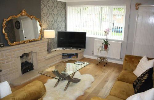 Gorgeous 3 bed House In Milton Keynes - Photo 2