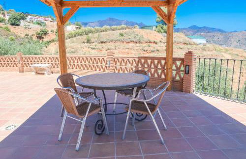 Villa Relax and Pool El Moral - Photo 13