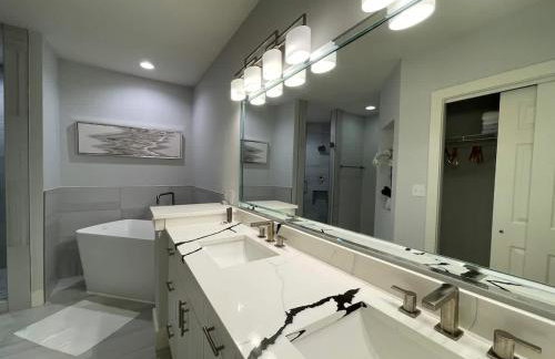 WorldQuest 3BR Condo 10 min to Epcot - Foto 28