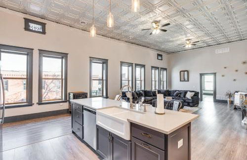 Florence Vacation Rental with Rooftop Deck! - Photo 9