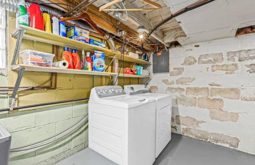 Eclectic Bungalow in the Heart of Royal Oak - Foto 3