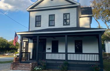 Historic, Full-reno, Downtown from Night Scene and Venues - Foto 4