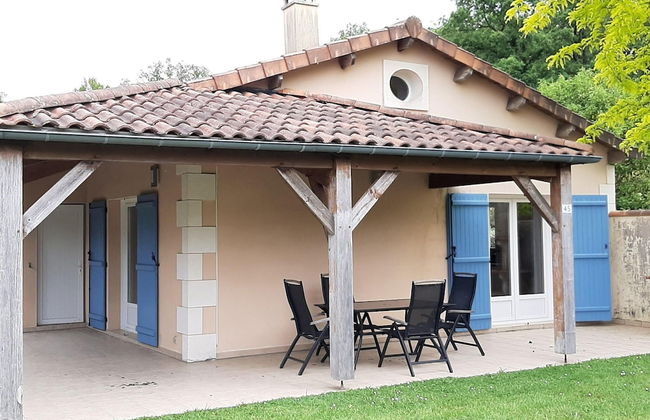 Villa in Les Forges With Golf & Pool Access - Foto 35