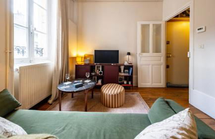 Le Darcy d'Hugo Train station 2 minutes away - Foto 13