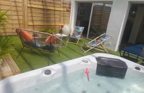 Maison 4p jacuzzi privé couvert 1,6km Ocean - Foto 10