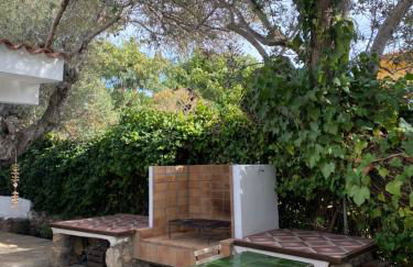 Bond beach village - Photo 35