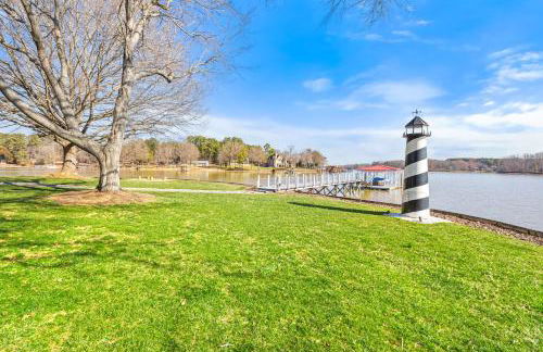 300 Degree Views, NEW HotTub, Firepit, Lighthouse - Foto 11