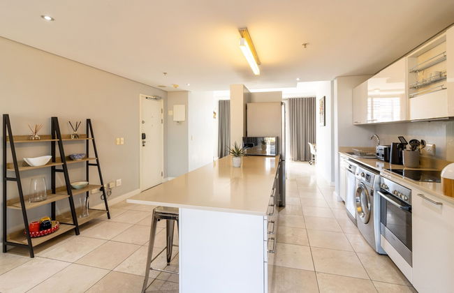 Experience Uninterrupted Comfort Fully Furnished 2br Flat Free From Loadsheding - Foto 17