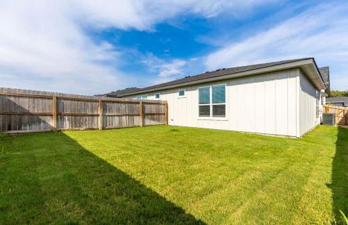 NEW Temple 12 BD Contractor & Group Friendly - Foto 25