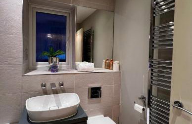 Luxury Durham Home in DH1, Free Parking, No Fees - Foto 14