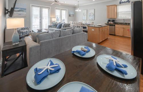 Beach Getaway for 15 A Few Steps from the Sand - Foto 60