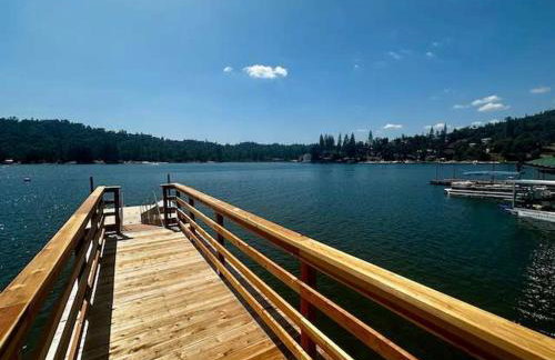 Lewis Cabin - Boat Dock - Lake Front - Sleeps 12 - Photo 1