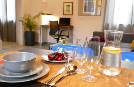 Casa25- Convenient location to Miland Centre & Como Lake! - Photo 1