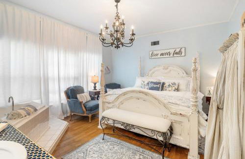 King suite-Huge tub-A Charmer-The Blue Jay Suite - Foto 1