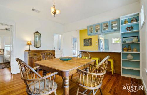 Charming Vintage House in Zilker with Hot Tub and Parking - Foto 5