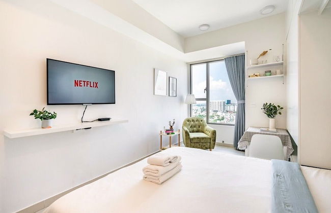 Saigon Royal Apartment - MM Home - Photo 9