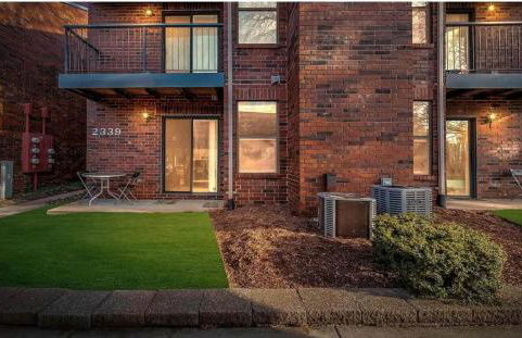 Property near to Airport and Free Parking - Foto 1