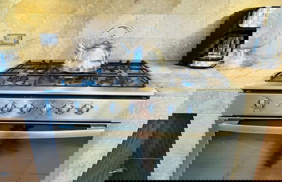 Renovated 1 Bdrm Guest House -walk to Everything -bikes -gym - Pickleball Court - Foto 9