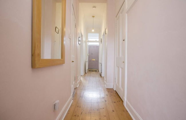 Splendid 2bed Apt near Haymarket - Foto 1