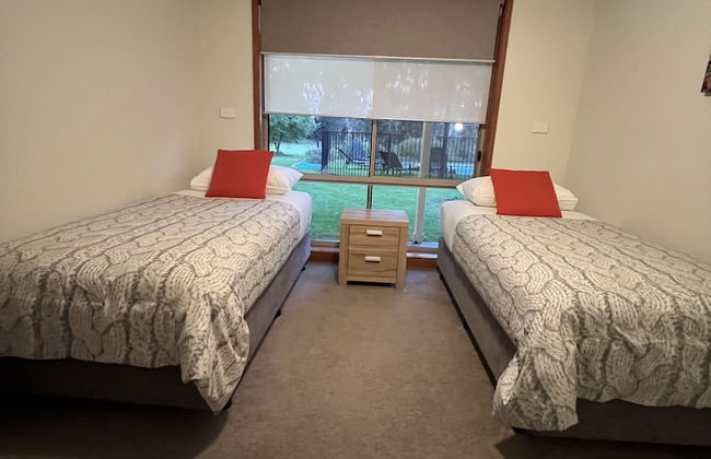 Greenways Holiday Units - Photo 3