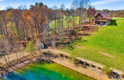 Private Lake Hot Tub Fire Pit 5 Min to Hollerwood - Foto 1