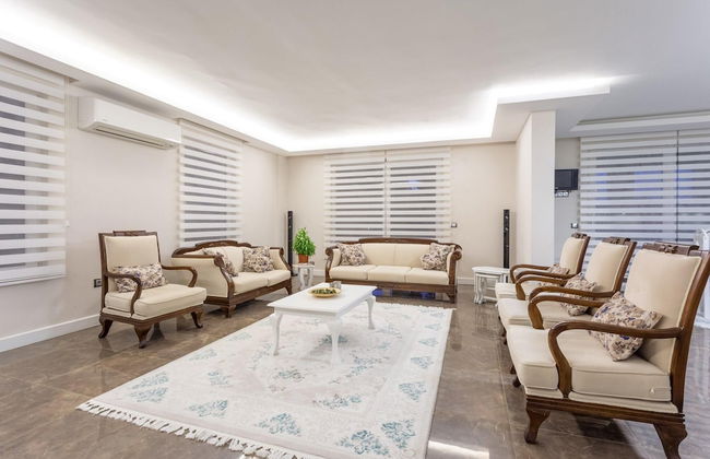 Villa Ozcelik Large Private Pool A C Wifi Car Not Required Eco-friendly - 2833 - Foto 7