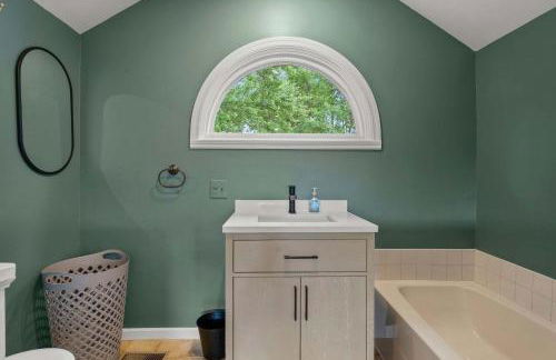 3 BR 2BA Lakefront Home - Dog Friendly - 30 Day - Foto 22