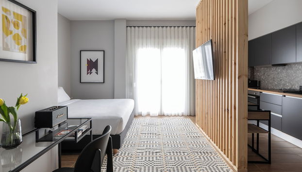 Elliot Petralona, Athens - Foto 3, Habitación