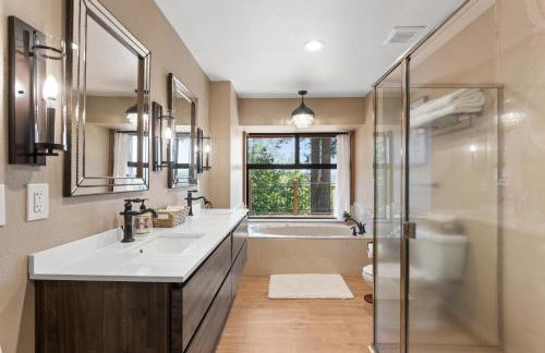 The Gathering Place! Sleeps 24, Lakeview, Game room - Foto 69