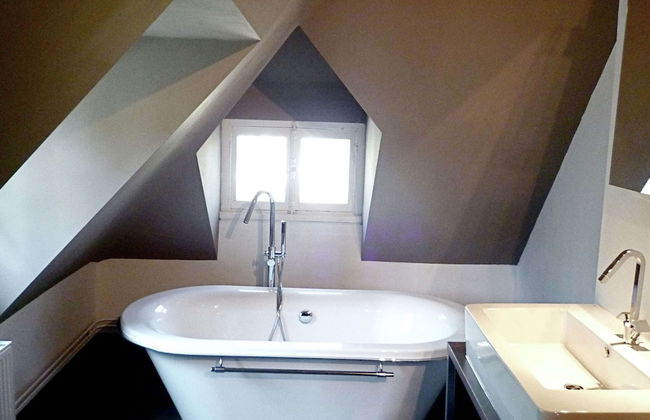 Spacious Spa Villa With Garden - Photo 15