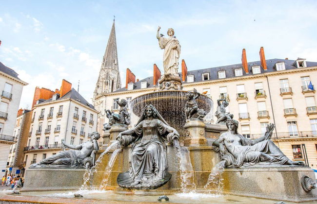 Nantes Private Walking Tour - Photo 3