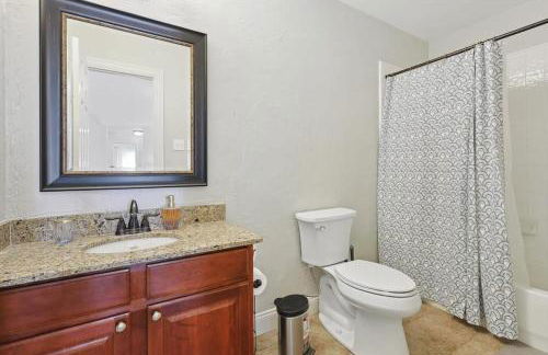 The Best of Lakeside Living - Luxury at its Finest - Photo 26