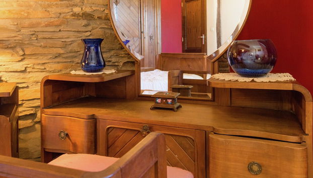 Farmhouse Situated at the Edge of the Woods - Photo 2, Room