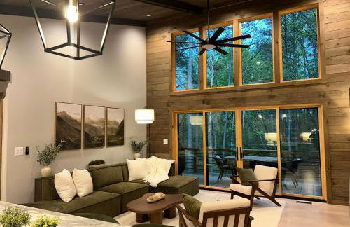 Lux Blue Ridge Cabin, Hot tub, Swing, PingPong! - Foto 68
