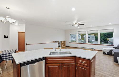 Cozy 3BR Alaska Retreat with Private Sauna home - Foto 16