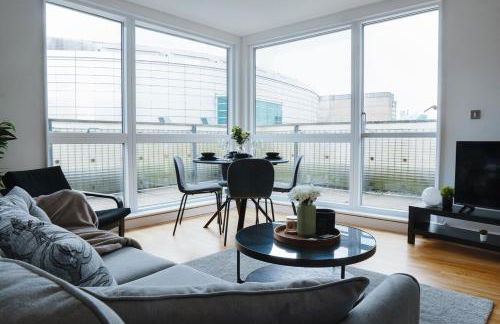 Chic 2BR City Centre Balcony Near Victoria St - Foto 3