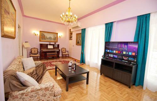 Retro Athens - Foto 1