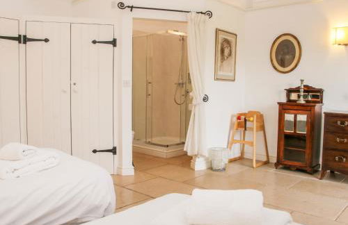 Treehouse Barn at Pitchford Estate - Foto 15