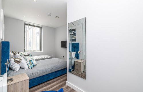 #94 Lux Crosby Gardens Apartment - 10 mins to Crosby Beach - Sleeps 4 - " Perfect for Business travelers and Small Families - Free Parking" - Foto 20