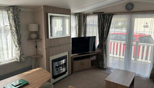 Molly's Haven - Photo 3