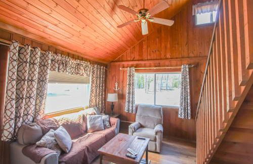 Lakefront Cottages 4 & 5 - 6BR Retreat for 12 - Foto 10