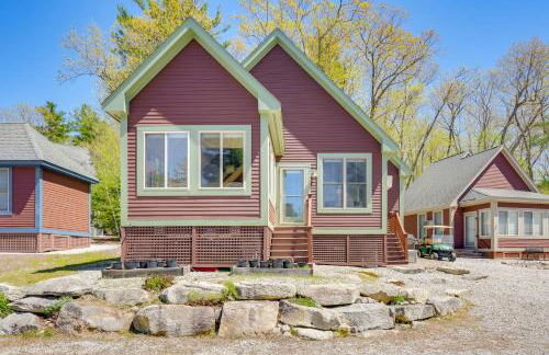 Lake Access and Pools Sun-Soaked Westford Cottage! - Foto 2